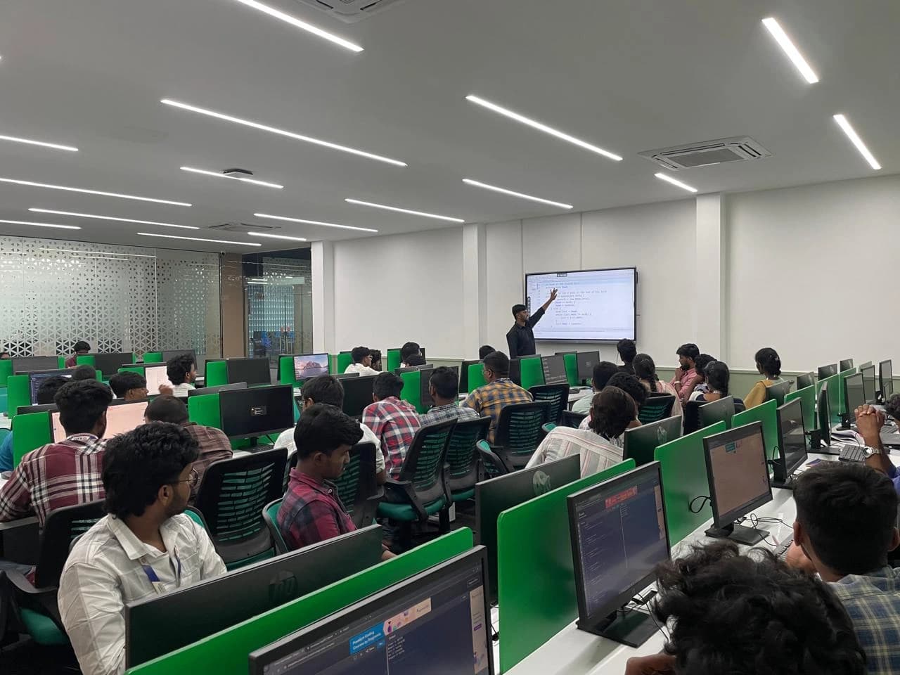 Students attending CodePurple 7-Day Full Stack Workshop at Aarupadai Veedu Institute of Technology Chennai